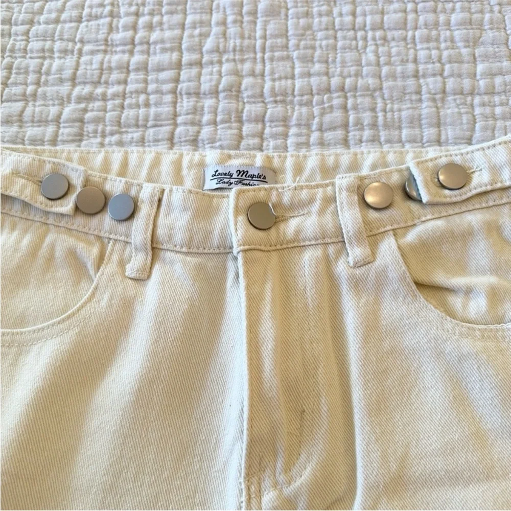 Cream Adjustable Waist Straight Leg Jeans | Minimalist 90s Ivory Denim High Rise - Picture 6 of 11